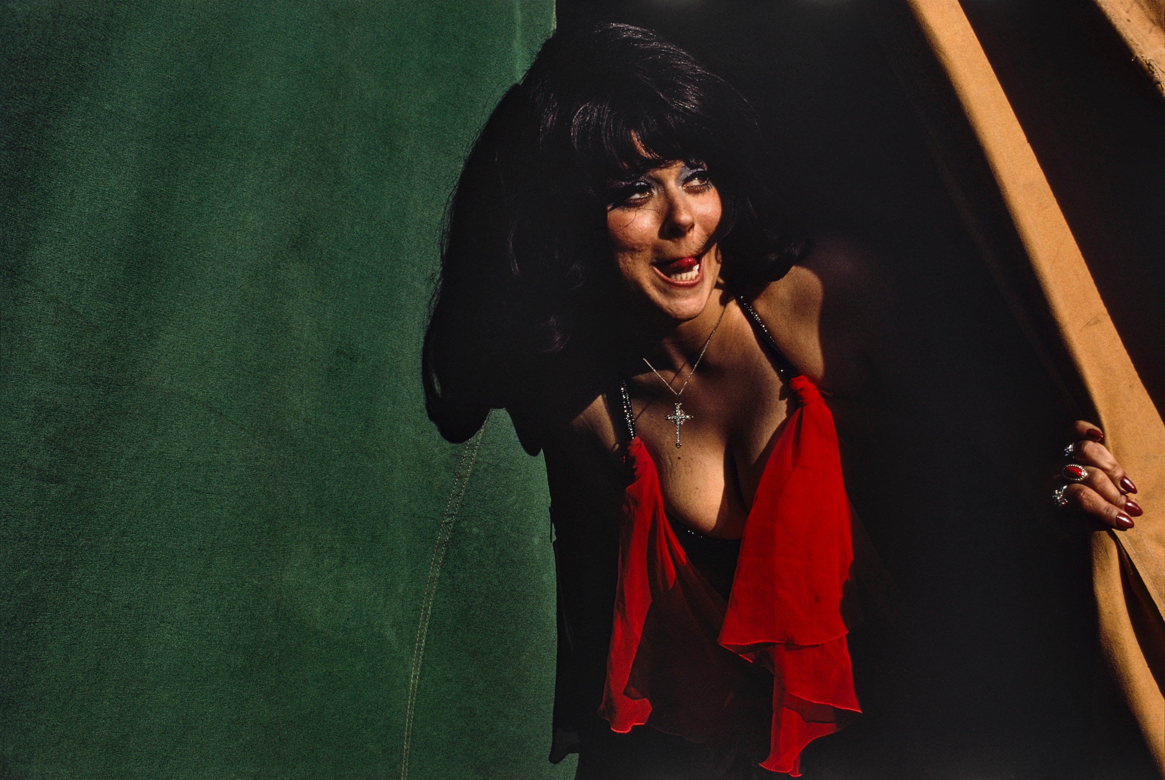 Photos of carnival strippers in the 1970s - The Washington Post